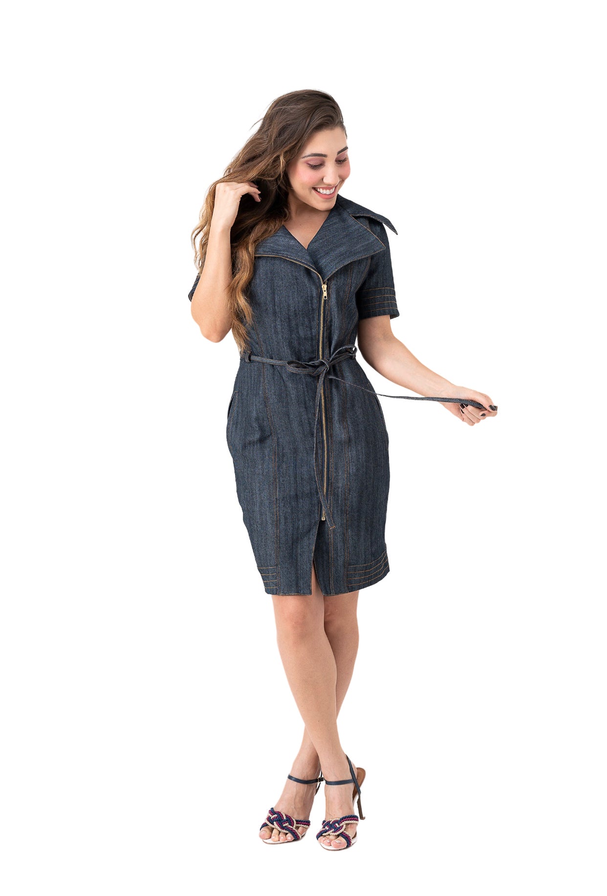 Vestido jeans midi com bolsos e elastano