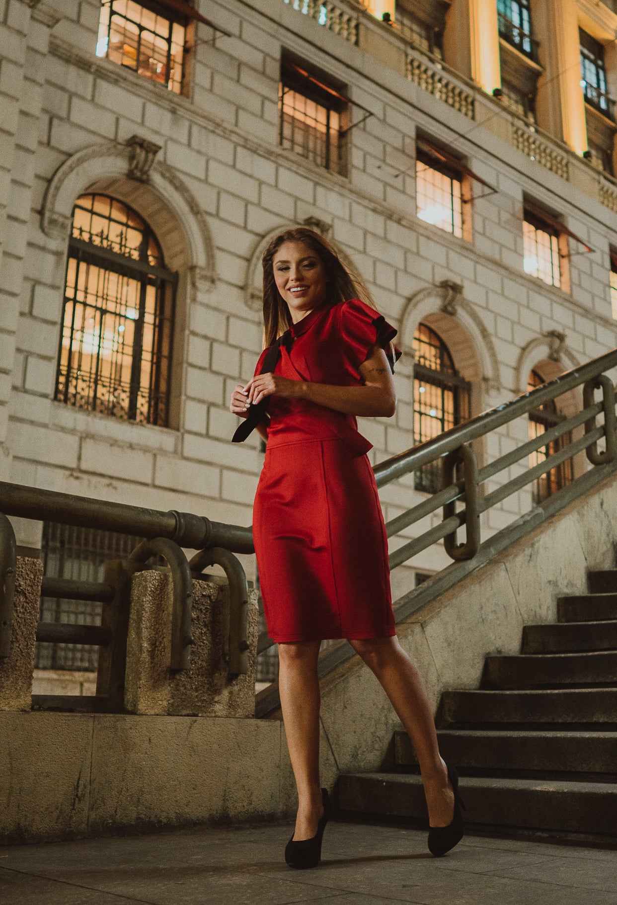 Vestido Justo em Neoprene Dupla Face