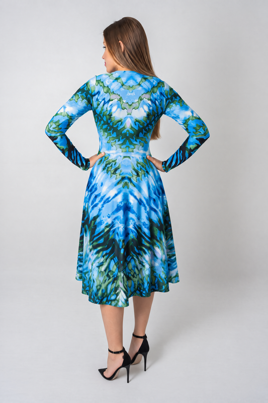 Vestido Estampado Azul em Detalhes Preto