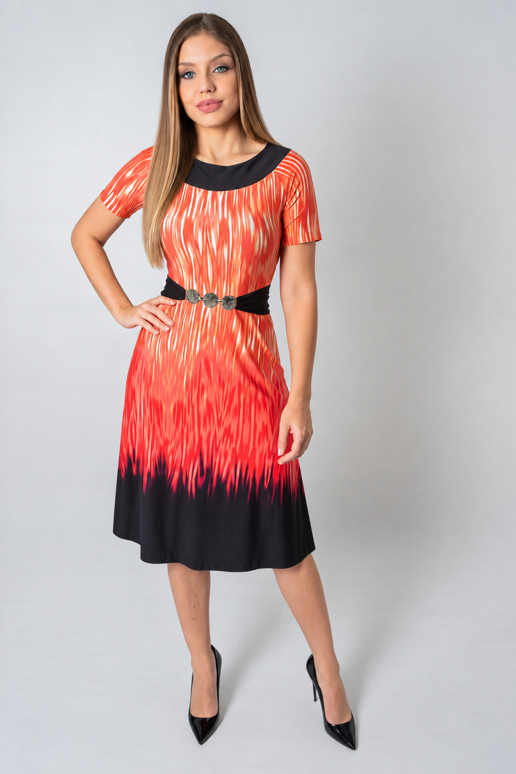 Vestido Estampado Com Barrado Preto