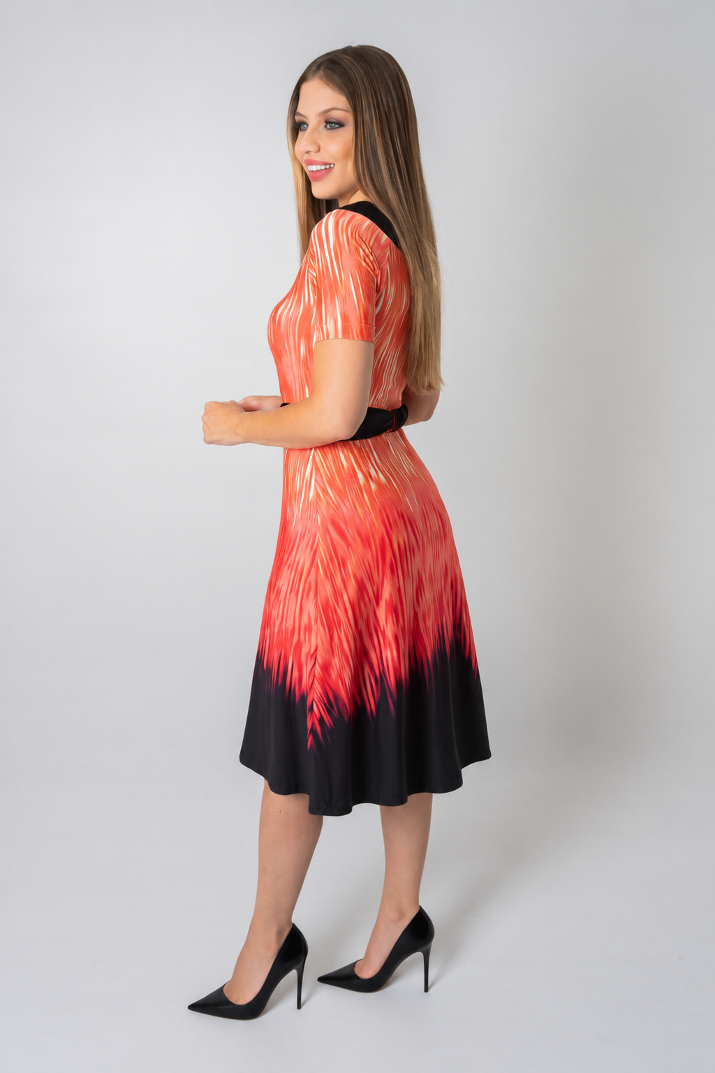 Vestido Estampado Com Barrado Preto