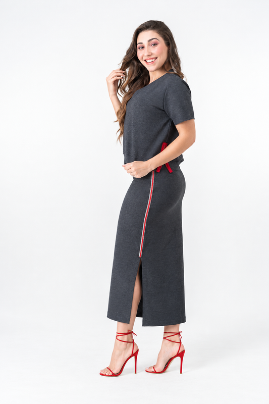 Conjunto Moletom Feminino com Saia e Blusa Estilo Casual